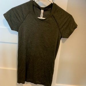Swiftly Tech Short Sleeve
